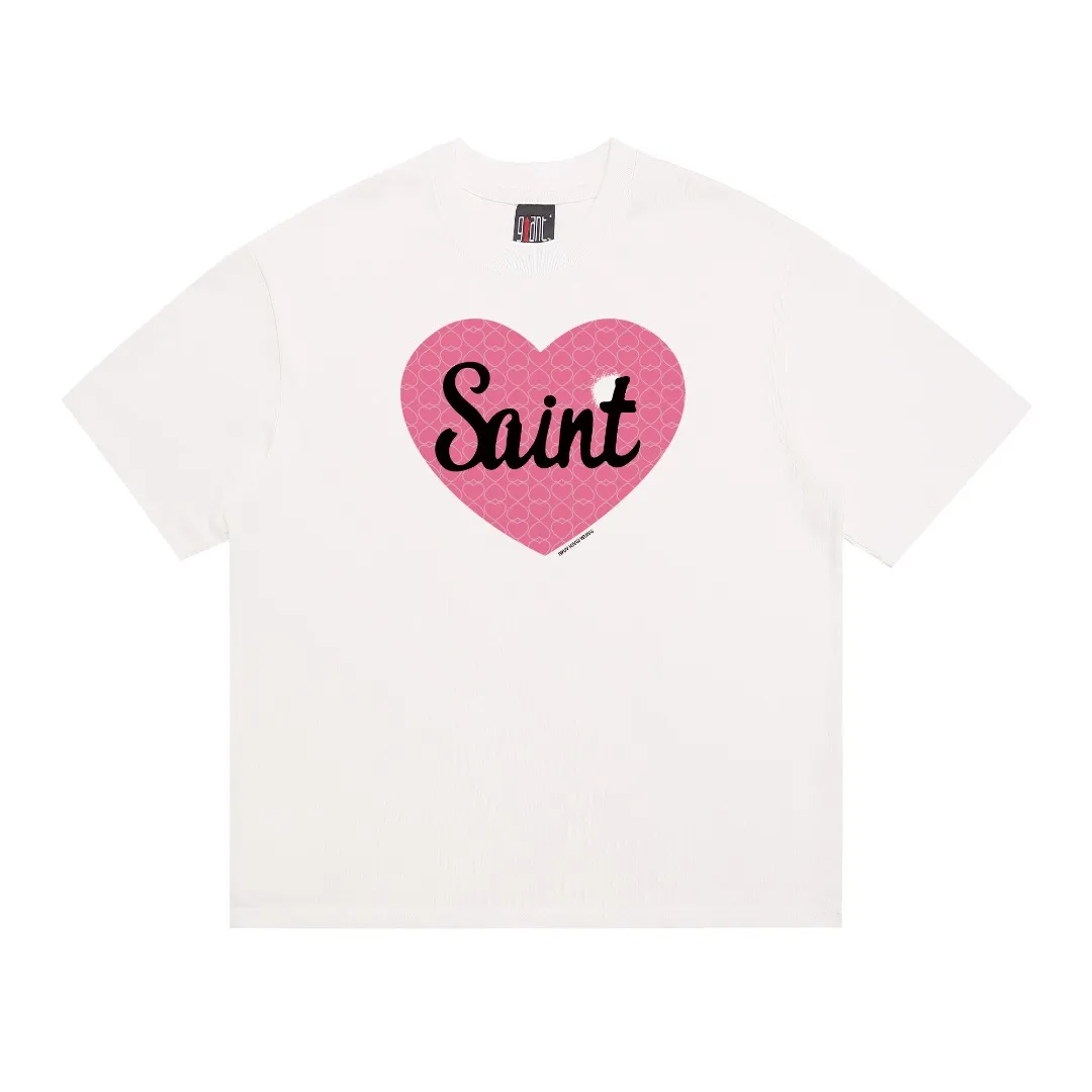 saint michael barbie pink love pattern vintage loose vintage short-sleeved T-shirt with digital white ink direct printing, the fabric is breathable and the pattern is three-dimensional and clear. Fabric: Double yarn 240g Style number: S998 Size: S-M-L-XL Color: White Price: P110